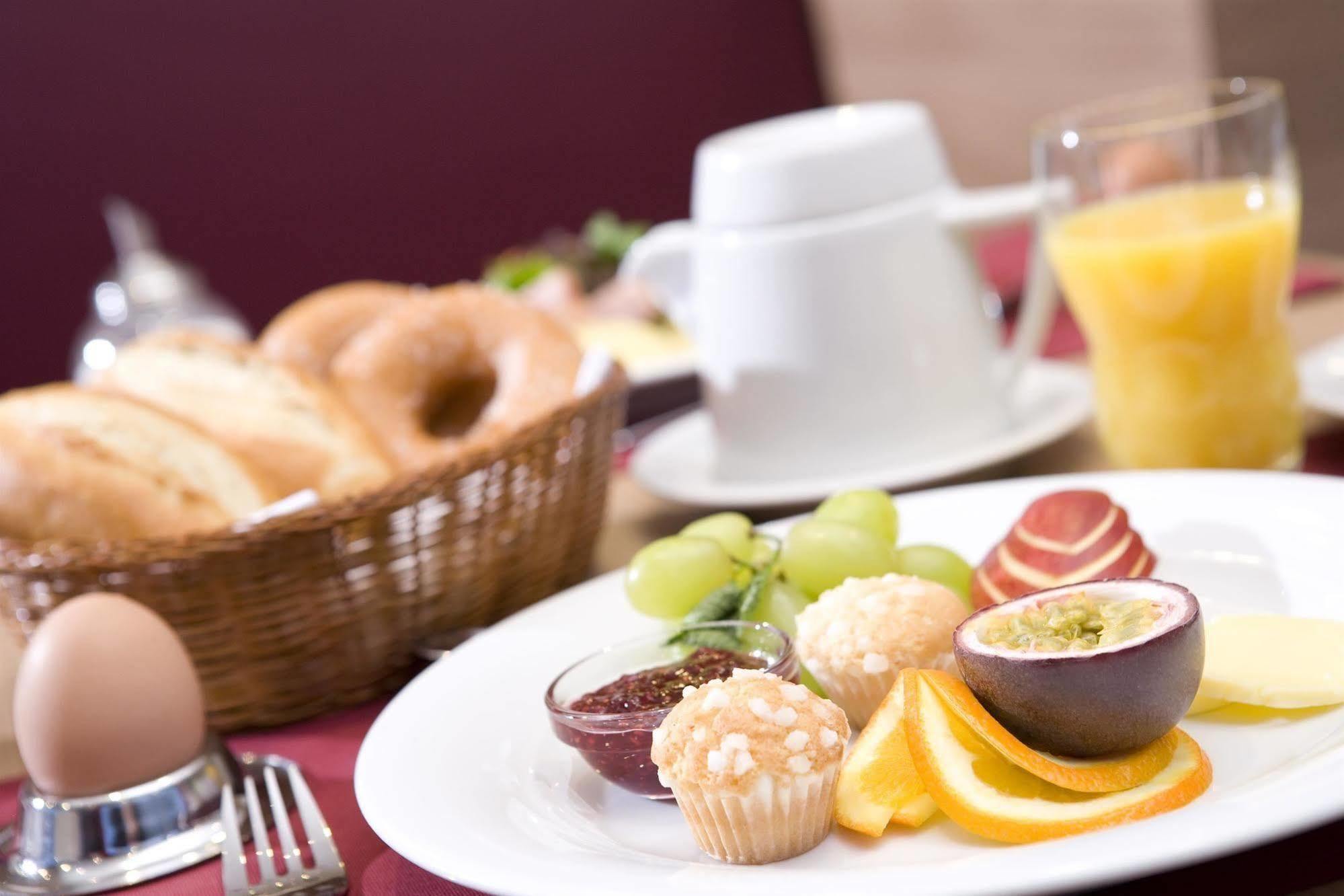 Hotel Welcome 4*